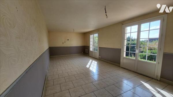 Dans un quartier résidentiel, pavillon sur 1420 m²