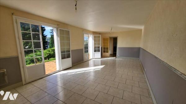 Dans un quartier résidentiel, pavillon sur 1420 m²