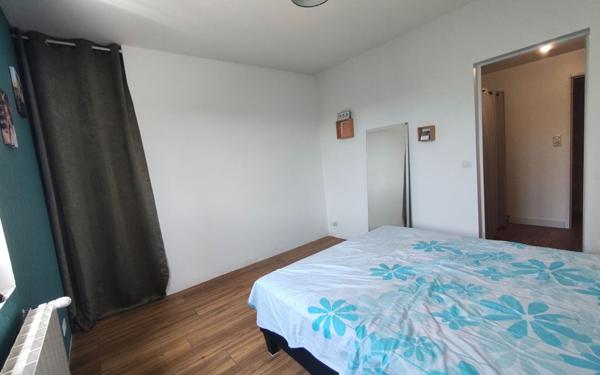 Maison à vendre    5 pièces • 173 m2 Saintes