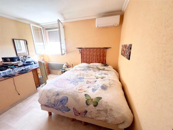 À vendre Villa d’Exception à Reillanne (04110) – 120 m², 5 Pièces, 4 Chambres, Piscine 10x5, Terrain Clos 9 000 m², Calme Absolu en Provence