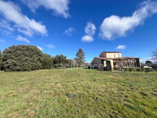 À vendre Villa d’Exception à Reillanne (04110) – 120 m², 5 Pièces, 4 Chambres, Piscine 10x5, Terrain Clos 9 000 m², Calme Absolu en Provence