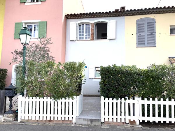 À vendre, maison 3 pièces à PORT GRIMAUD (83)