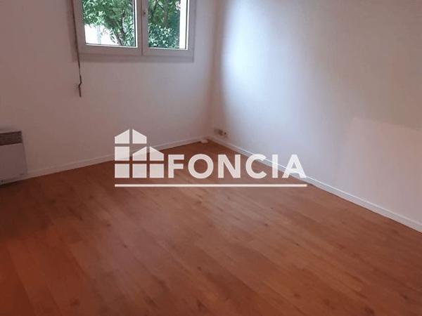 Location Studio 17.6 m² - 15 AV ARMAND DE LA ROCHETTE Melun 77000