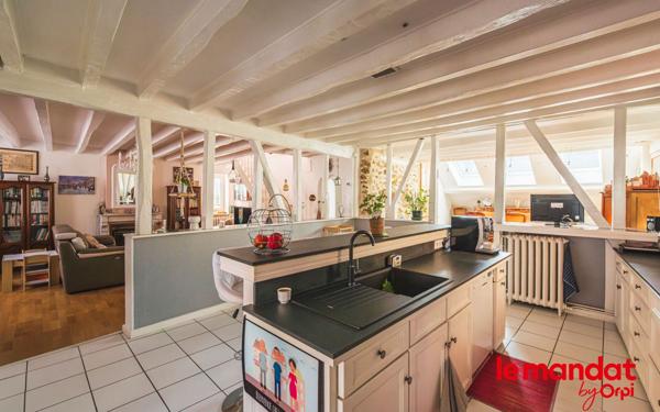 Maison à vendre    7 pièces •  Saint-Martin-d'Ablois