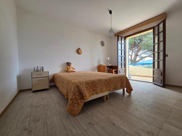 Villa familiale de 140m² avec grand terrain et dépendances