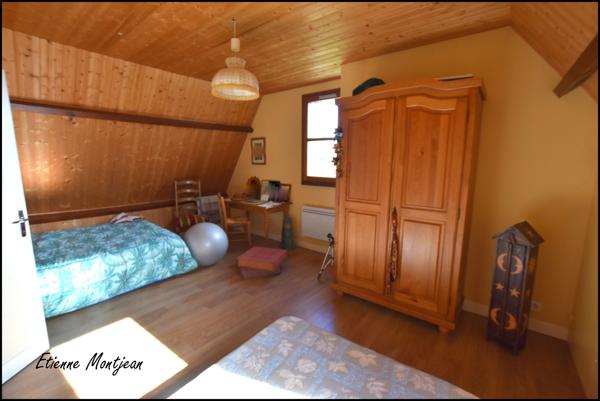 MAISON à Cazals, 125 m² habitables, 3 chambres, garage, jardins