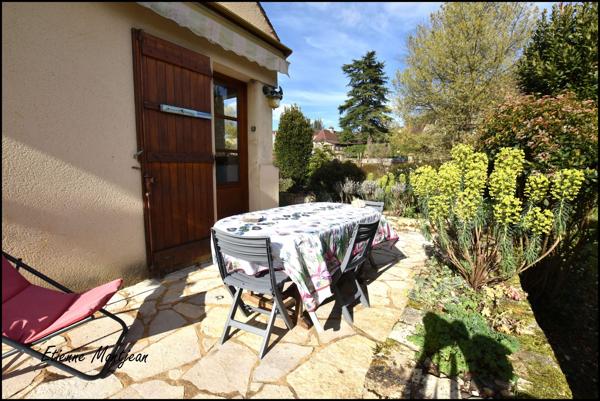 MAISON à Cazals, 125 m² habitables, 3 chambres, garage, jardins