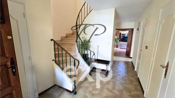 VILLA T7 DE 180M² HABITABLES AVEC JARDIN