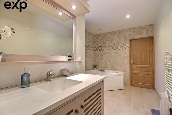 Saint Antoine 84800 ISLE SUR LA SORGUE