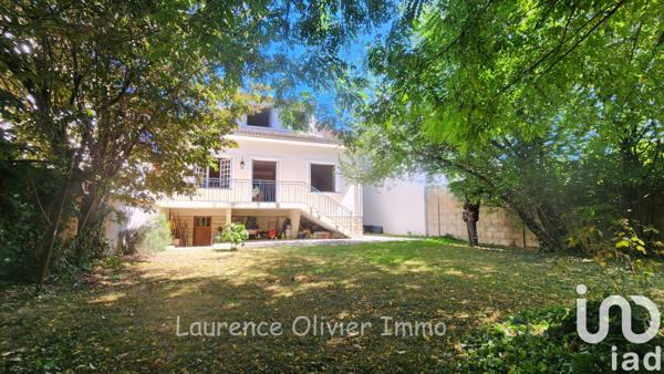 Maison à vendre 7 pièces 191 m² Saint-Maur-des-Fossés