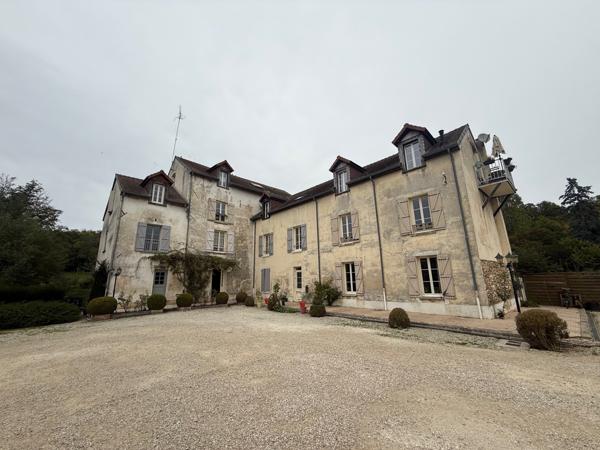 Crécy-la-Chapelle (77580) Appartement trois pièces de 93 m² Crécy la Chapelle