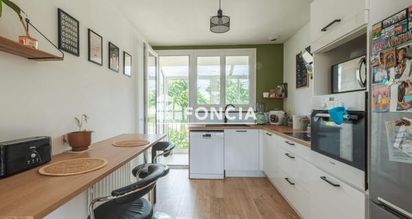 À vendre Maison 5 pièces 102 m² - Laval 53000