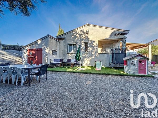 Maison à vendre 4 pièces 95 m² Saint-Mitre-les-Remparts