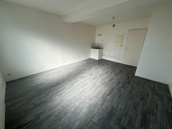 Appartement type 2 Neuilly-Saint-Front