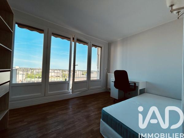 Location appartement 2 pièces 18 m² Saint-Pryvé-Saint-Mesmin