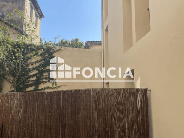 Location Studio 31.1 m² - 12 TER RUE DU ROI RENE Avignon 84000