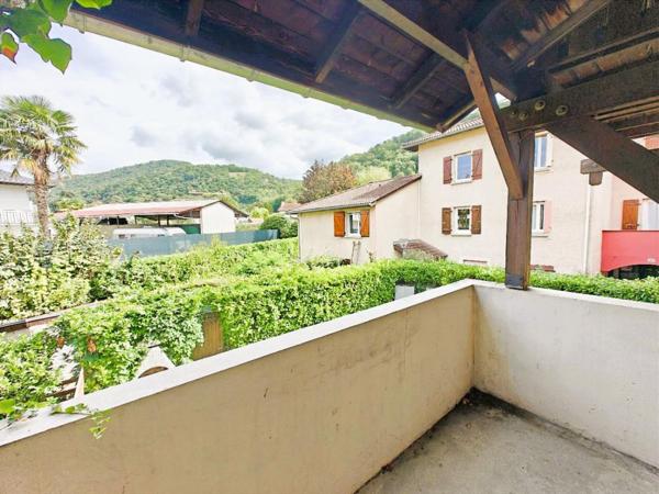 Appartement : 3 ou 4 chambres T5 à Gières (38) garage possible. Colocation, grande famille