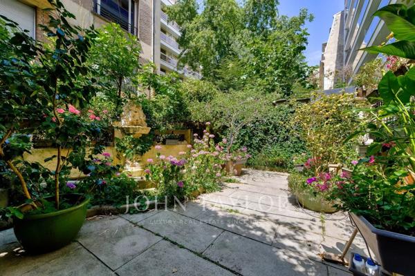 Hôtel Particulier avec jardin, terrasses et rooftop