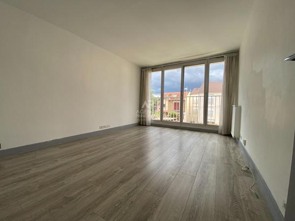 Appartement Nanterre 3 pièce(s) 61 m2 €275 000 ** - Référence 15315