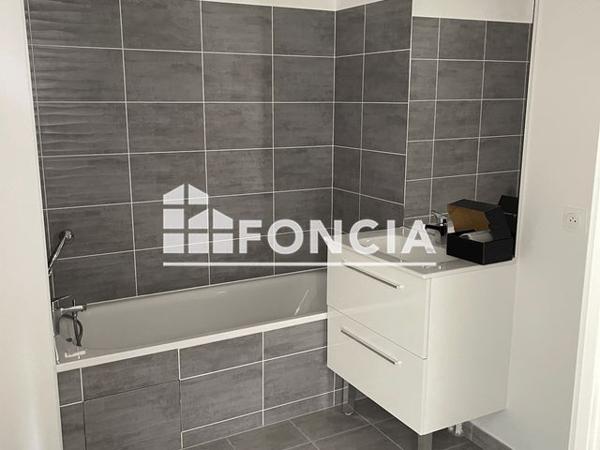 Location Appartement 3 pièces 64.09 m² - 3 BIS RUE GAMBETTA Persan 95340