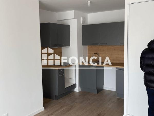 Location Appartement 3 pièces 64.09 m² - 3 BIS RUE GAMBETTA Persan 95340