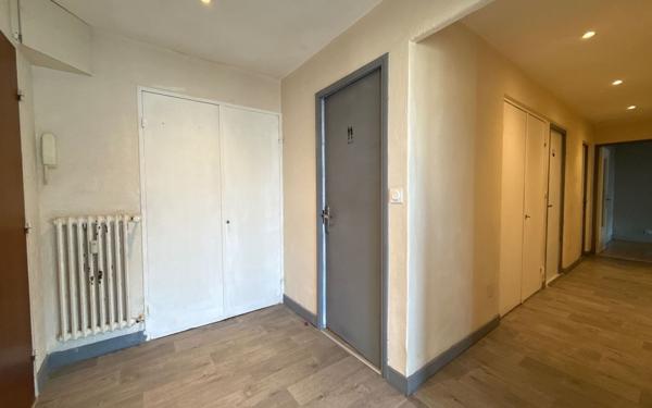 Appartement à vendre    3 pièces • 75,66 m2 Chenôve