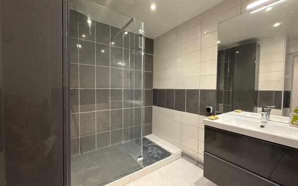 Appartement à vendre    3 pièces • 75,66 m2 Chenôve