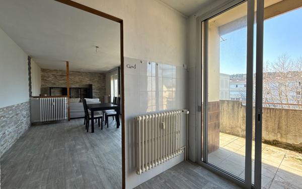 Appartement à vendre    3 pièces • 75,66 m2 Chenôve