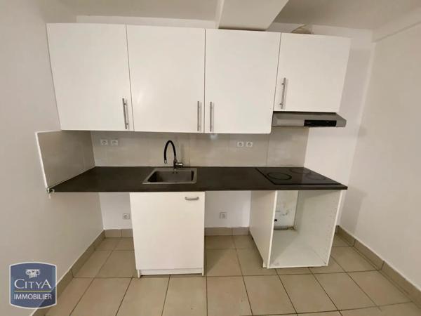 Appartement à louer 3 pièces 79m²