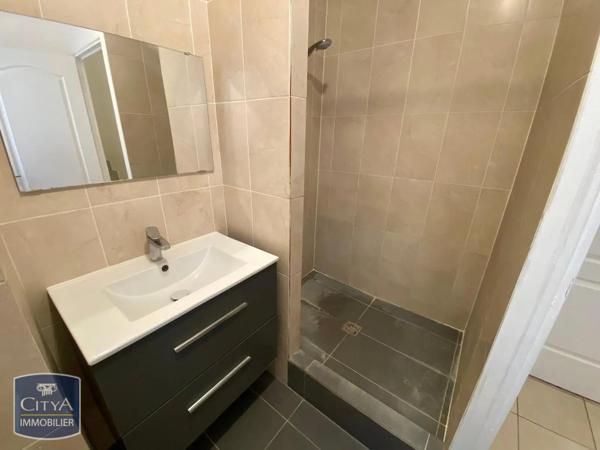 Appartement à louer 3 pièces 79m²