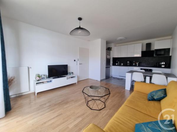 Appartement F3 à vendre  3 pièces - 68,74 m2 ST MAUR DES FOSSES - 94