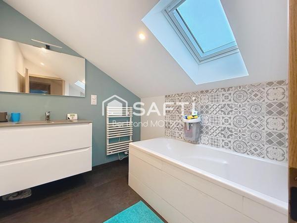 belle  maison individuelle sur sous sol