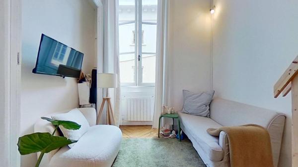 14 rue Royale Lyon 69001 – T1 Meublé – 840 €CC