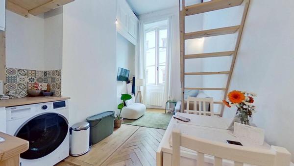 14 rue Royale Lyon 69001 – T1 Meublé – 840 €CC