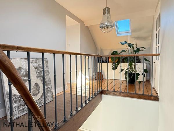 Olivet bourg , a vendre , Maison bourgeoise et dépendance aménagée , cour intérieure et jardin