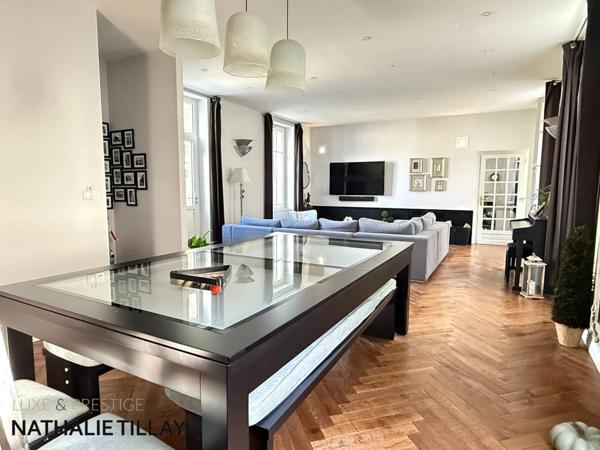 Olivet bourg , a vendre , Maison bourgeoise et dépendance aménagée , cour intérieure et jardin