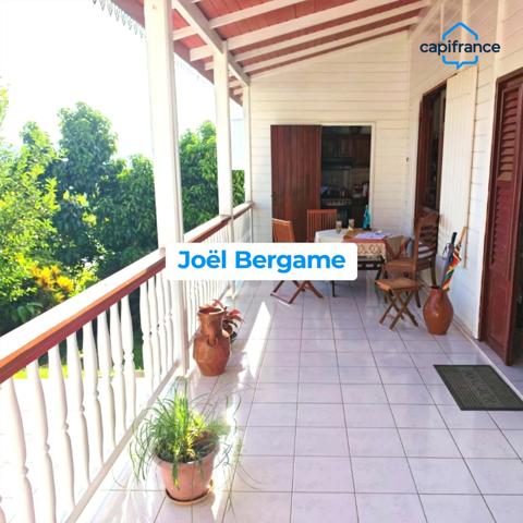 Villa créole T4 avec vue exceptionnelle.