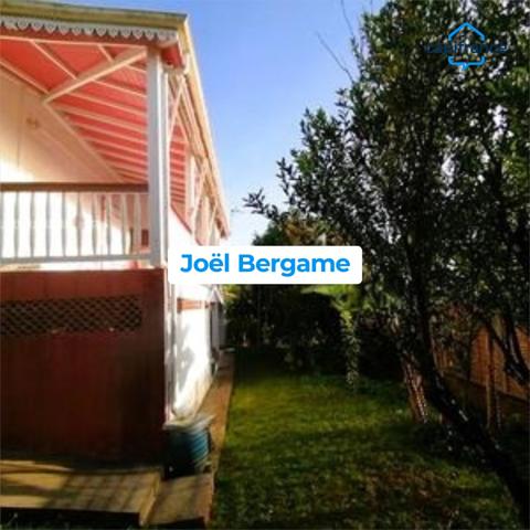 Villa créole T4 avec vue exceptionnelle.