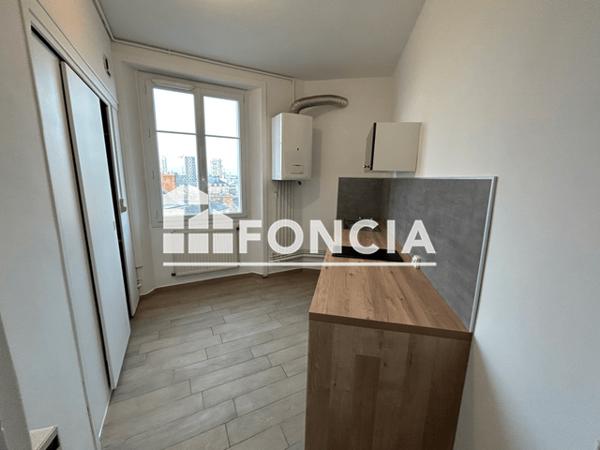 Location Appartement 2 pièces 41.42 m² - 3 RUE LOBINEAU Rennes 35000