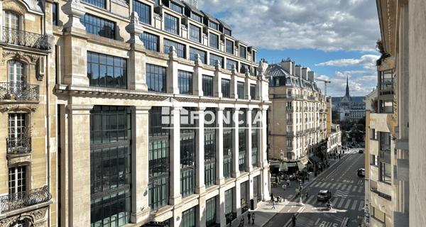 À vendre Studio 45.43 m² - Paris 75004