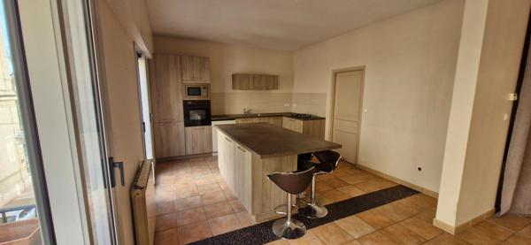 Appartement Toulon 4 pièce(s) 111.79 m2