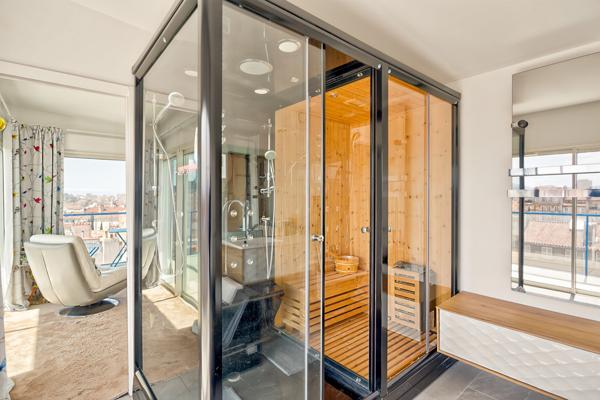 Marseille (13006) PENTHOUSE TERRASSES PLEIN CIEL ET VUE MER A MARSEILLE