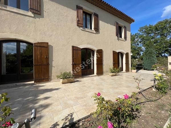 Bastide Provençale à Lauris  - 6 chambres - 160m2 - double garage
