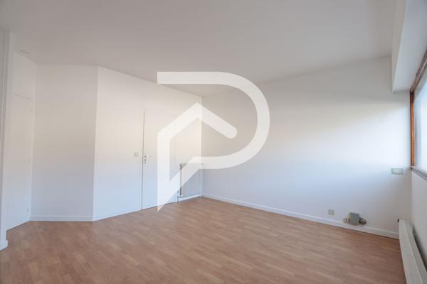 Maison 10 pièces 218.59 m2