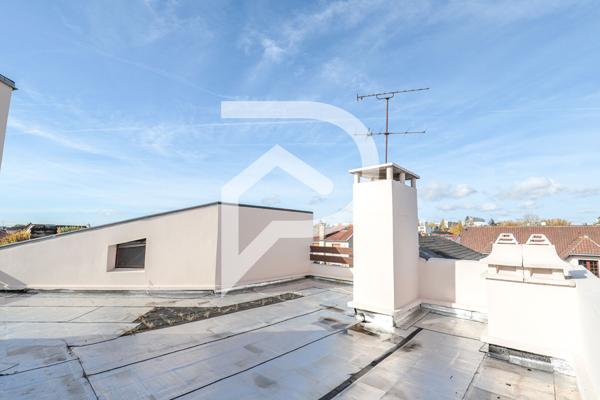 Maison 10 pièces 218.59 m2