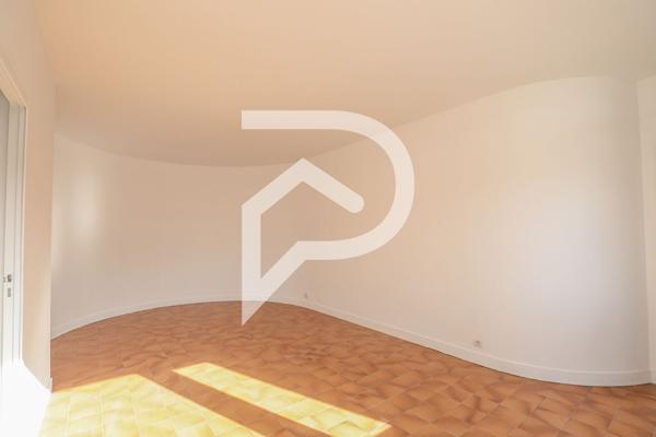 Maison 10 pièces 218.59 m2