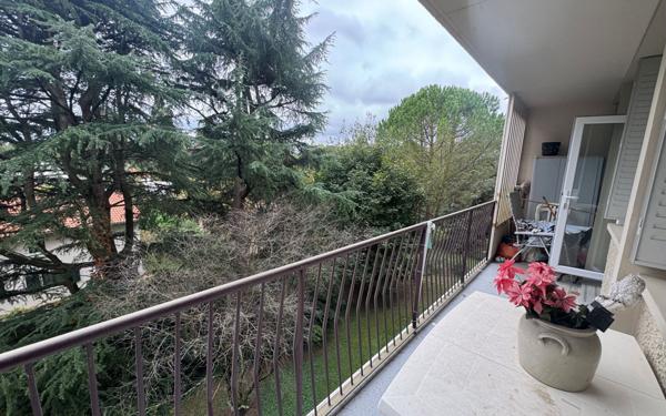Appartement à vendre    4 pièces • 83,18 m2 Lyon 9