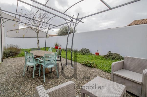 Maison T4 de plain-pied, meublée