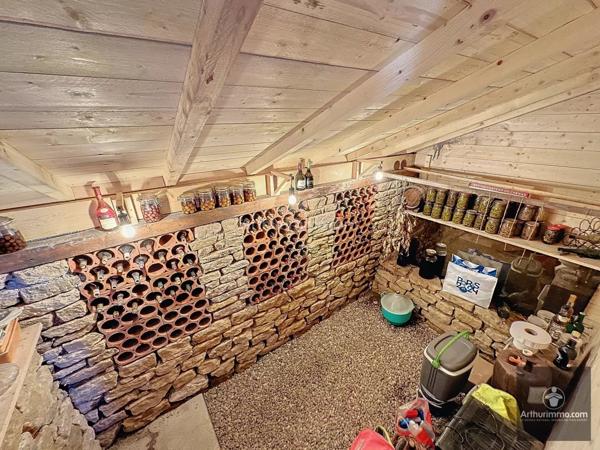 Vente Maison 6 pièces 205 m2 à Pouilly-sous-Charlieu