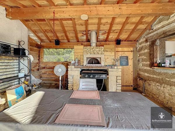 Vente Maison 6 pièces 205 m2 à Pouilly-sous-Charlieu